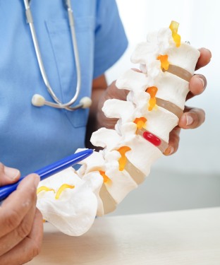 Radiculopathy Treatment at Advanced Spine Care & Pain Management in Staten Island, NY